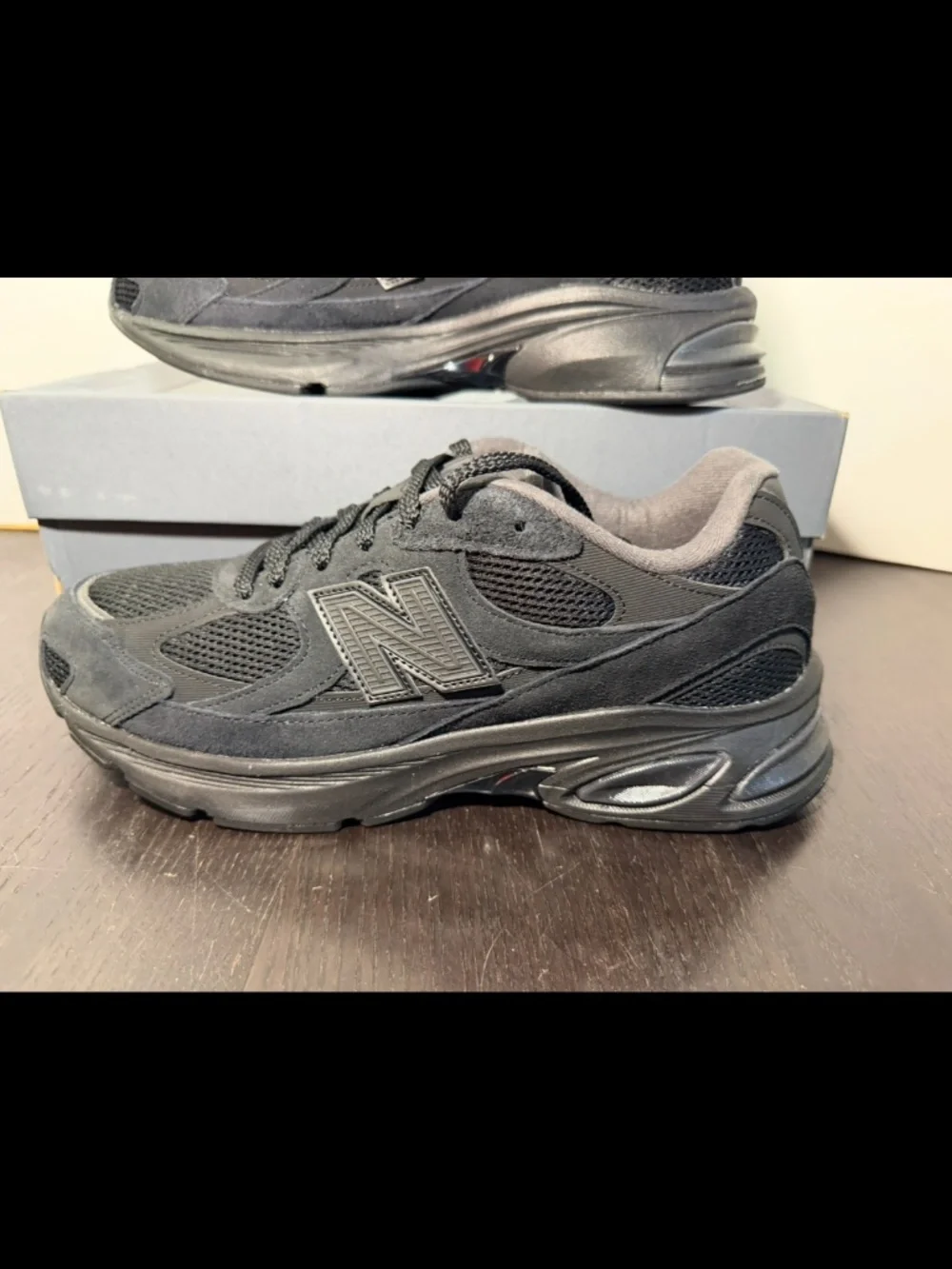 New Balance 2010 ABZORB Running Shoes Sneakers Black Cement Mens 11D/Womans 12.5